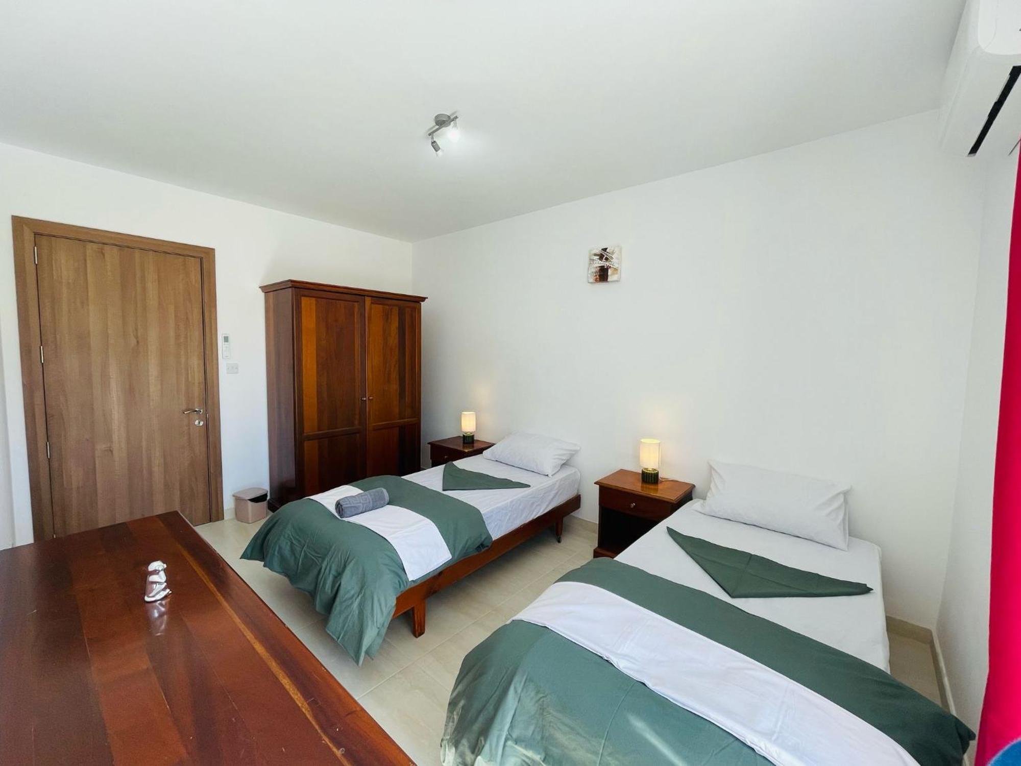 Coral Cove Comfort Room 2 Сейнт Полс Бей Екстериор снимка