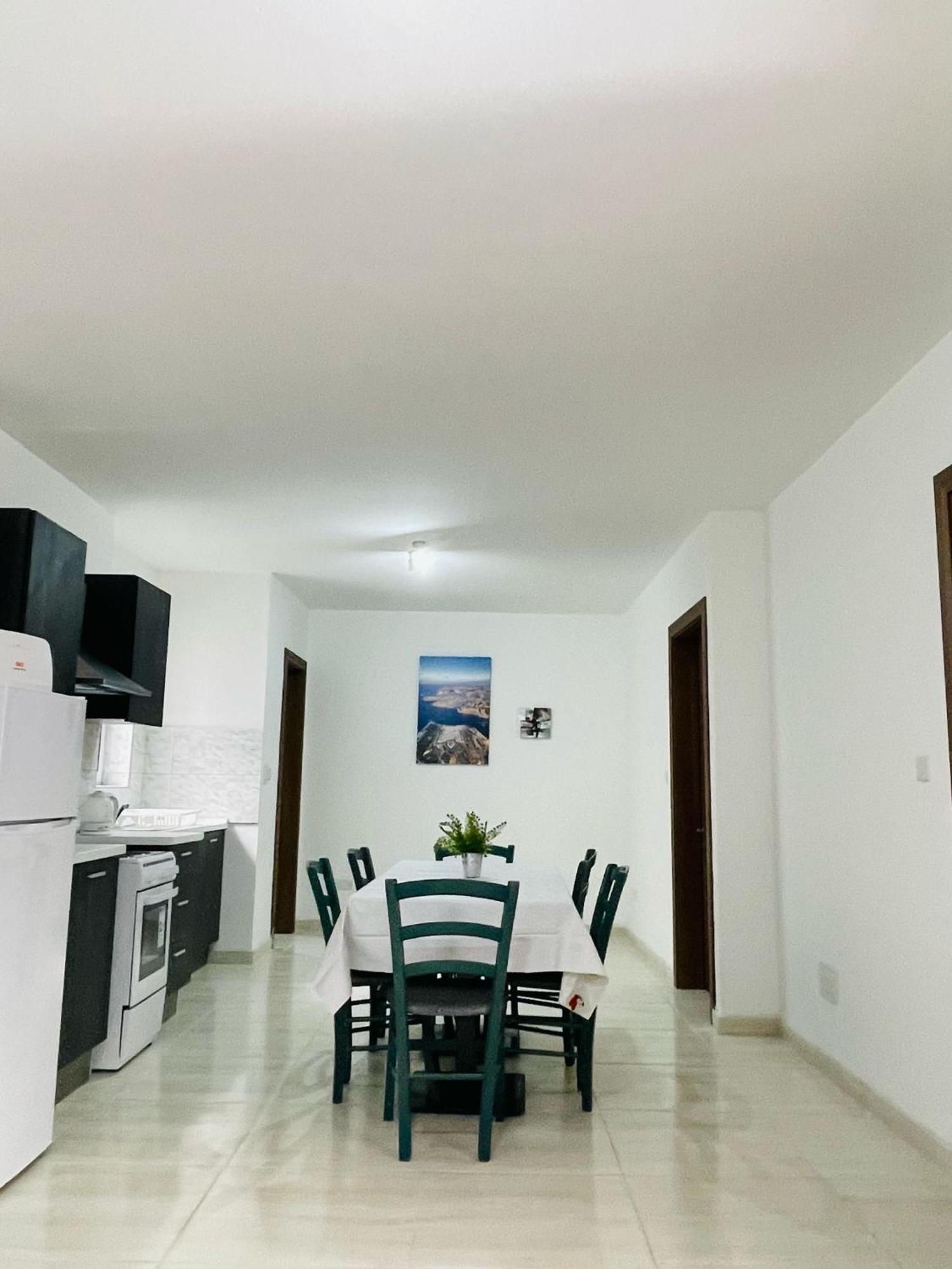Coral Cove Comfort Room 2 Сейнт Полс Бей Екстериор снимка
